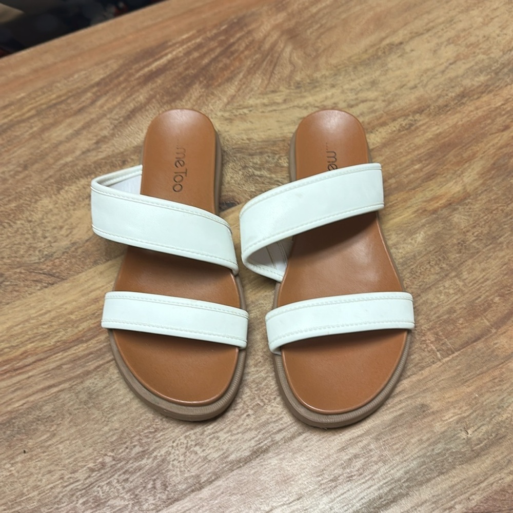 Me Too Fresno Slip On Comfort Straps Sandals White Women's Size 7W